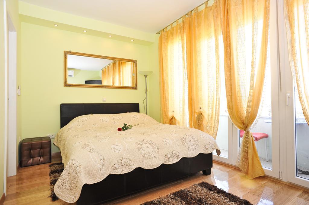 Apartment Old Town Ii *
